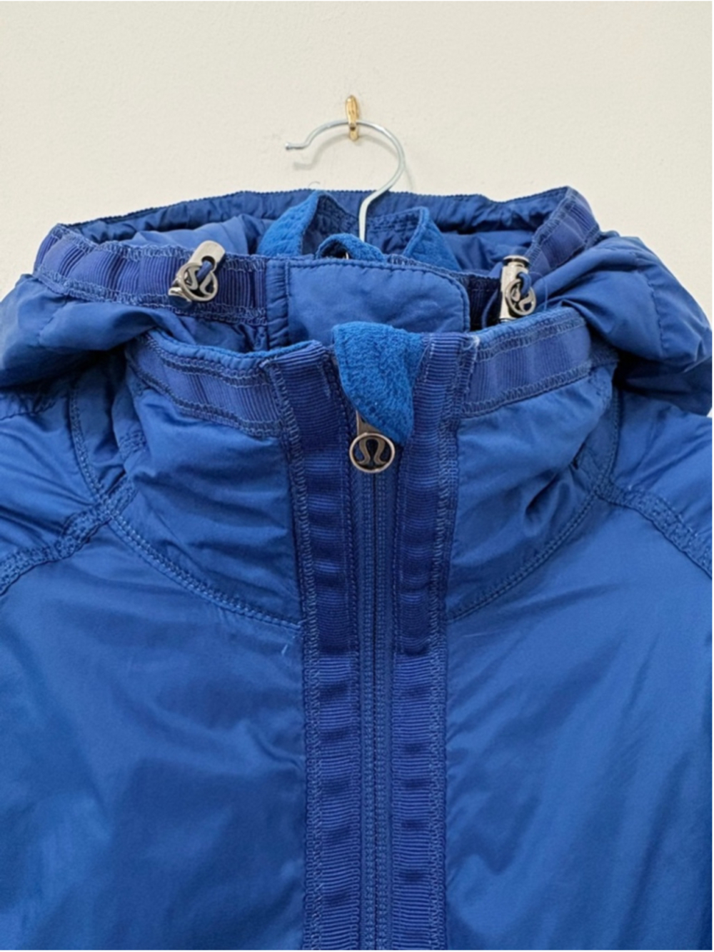 Lululemon Bundle Up Jacket Sz 6 Limitless Blue EUC - Picture 3 of 10